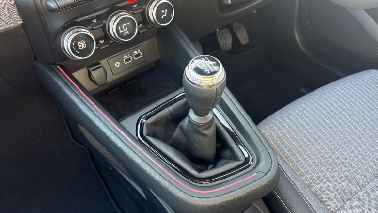 Renault Clio 1.0 TCe 90 Techno 5dr Petrol Hatchback